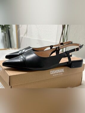 Cushionaire Black Pointed Slingback Flats with Memory Foam 9.5